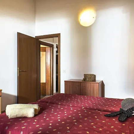 Casa de Férias Holiday Bi Village.3